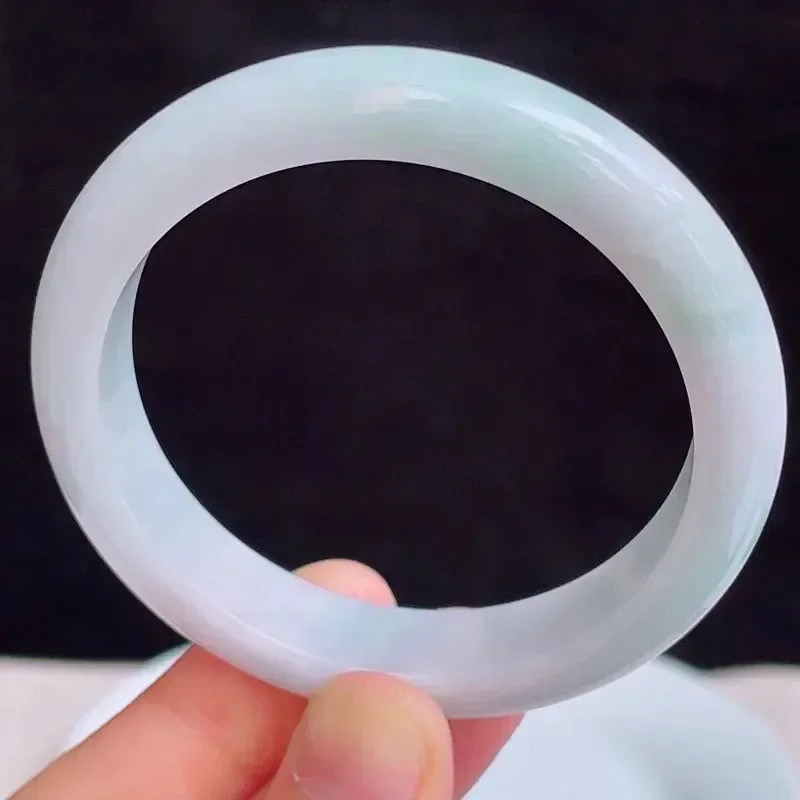 55.5圈有种有色天然翡翠A货淡紫玉手镯好种水春彩水润手镯50.76g