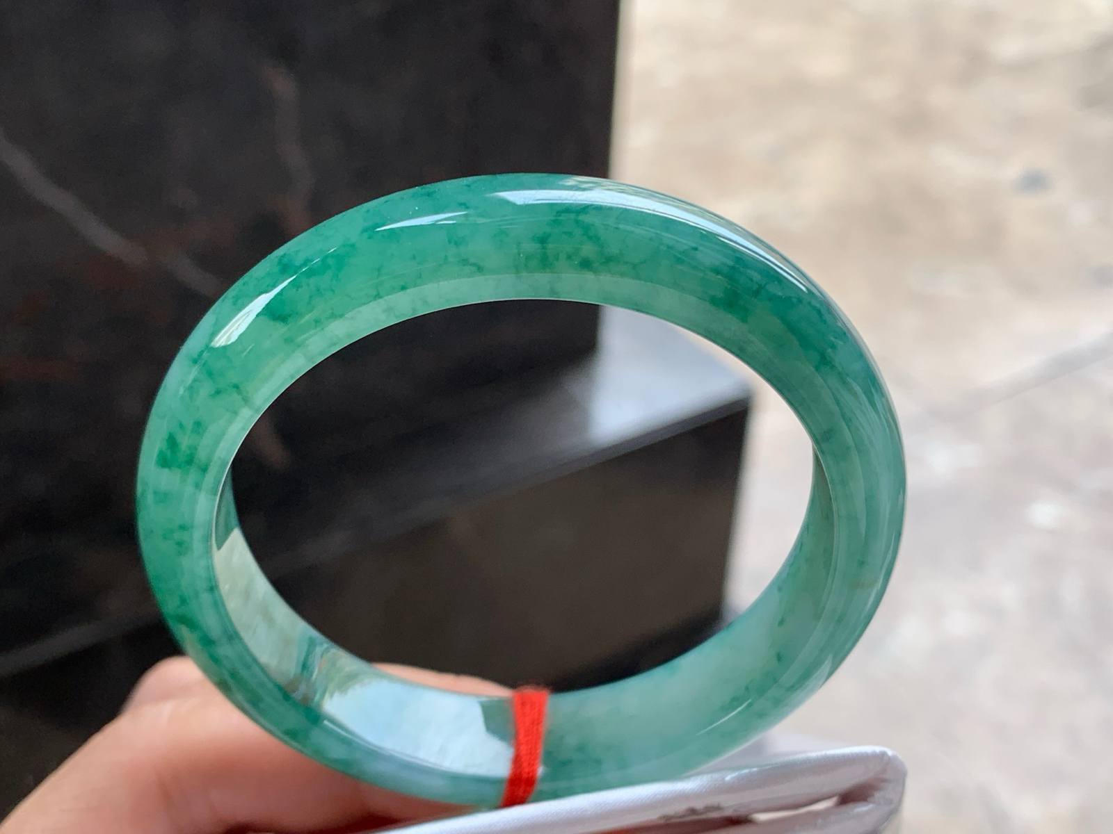 56.5-12.6-7.8

飘花手镯^_^飘花鲜艳