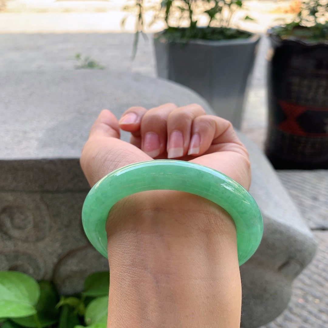 圈口55.5-11.1 【满绿圆条手镯】圆条55 56可戴