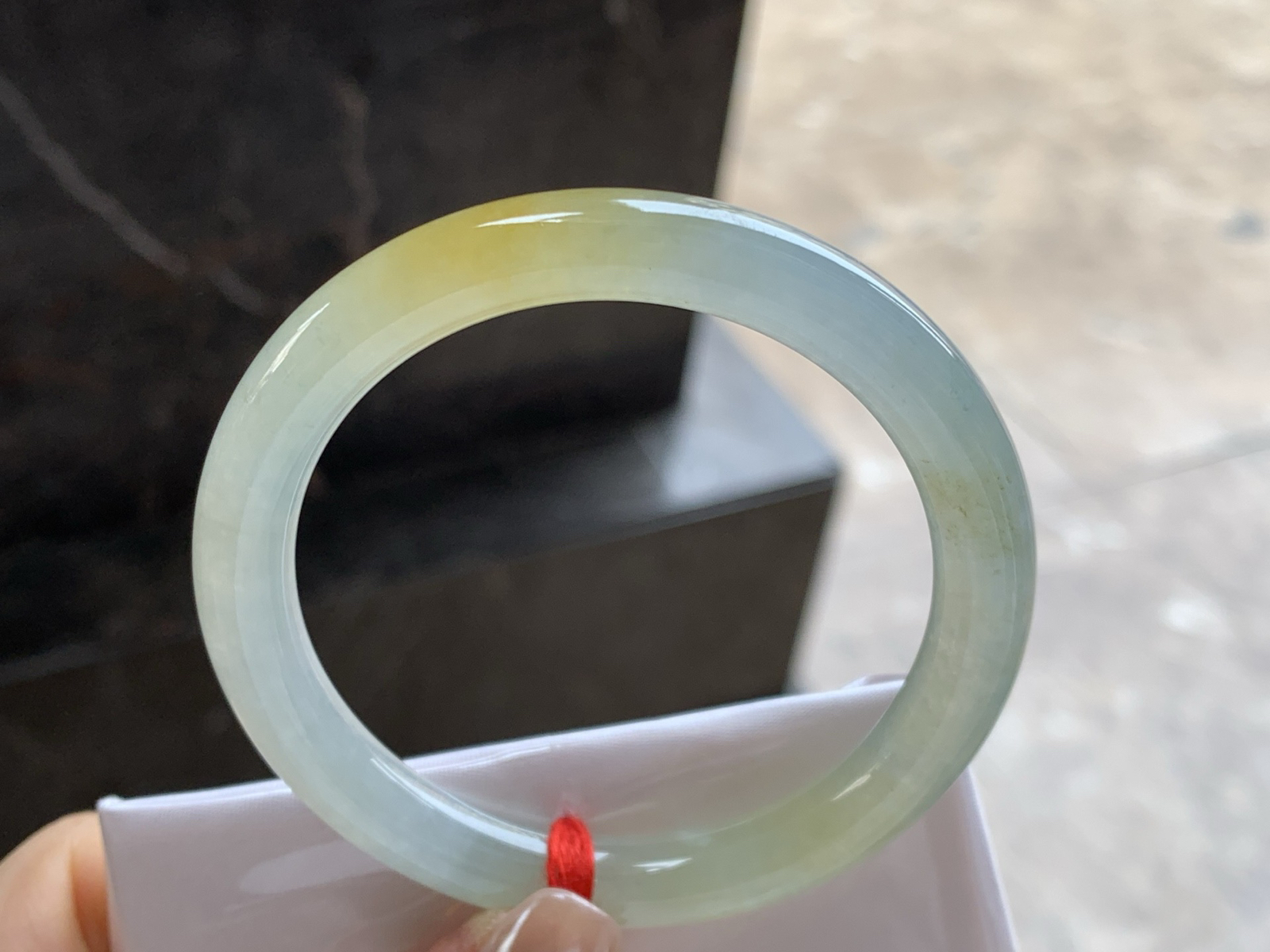 54-8.5

冰种黄翡圆条手镯^_^种水好 颜色漂亮