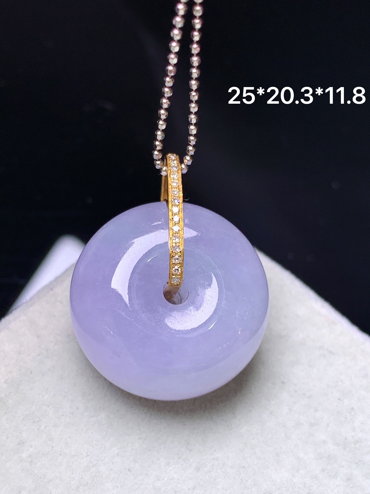 18k金钻镶嵌紫罗兰平安扣吊坠 玉质细腻 色泽艳丽清新 水润亮眼 整体尺寸25*20.3*11.8L4