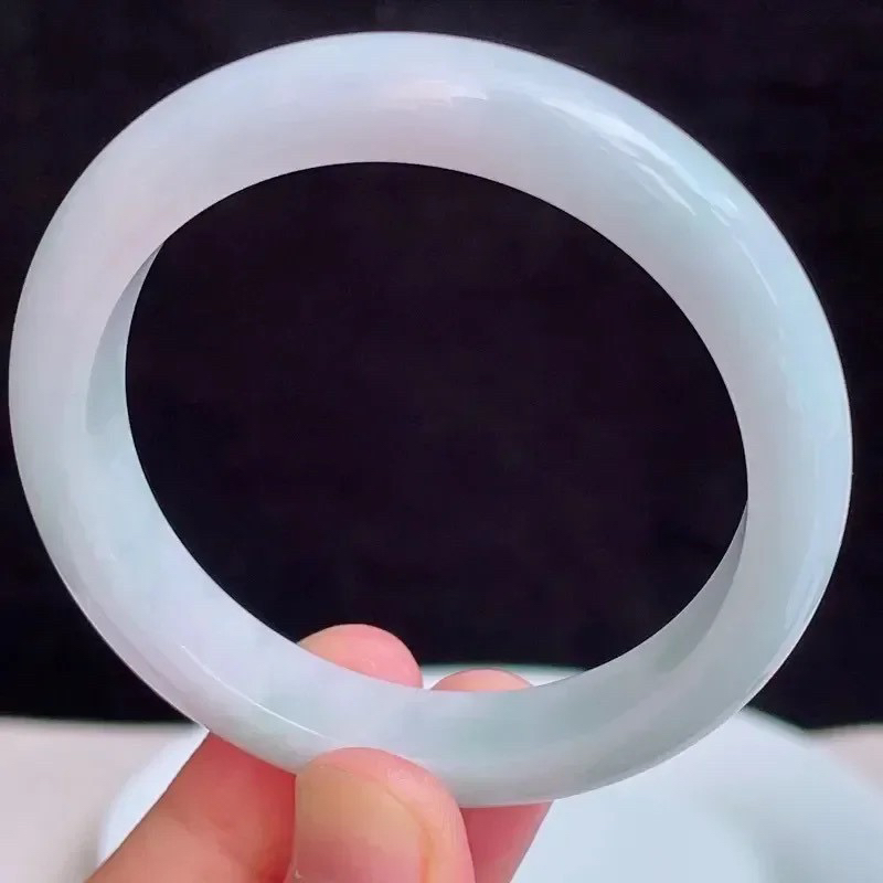 55.5圈有种有色天然翡翠A货淡紫玉手镯好种水春彩水润手镯50.76g