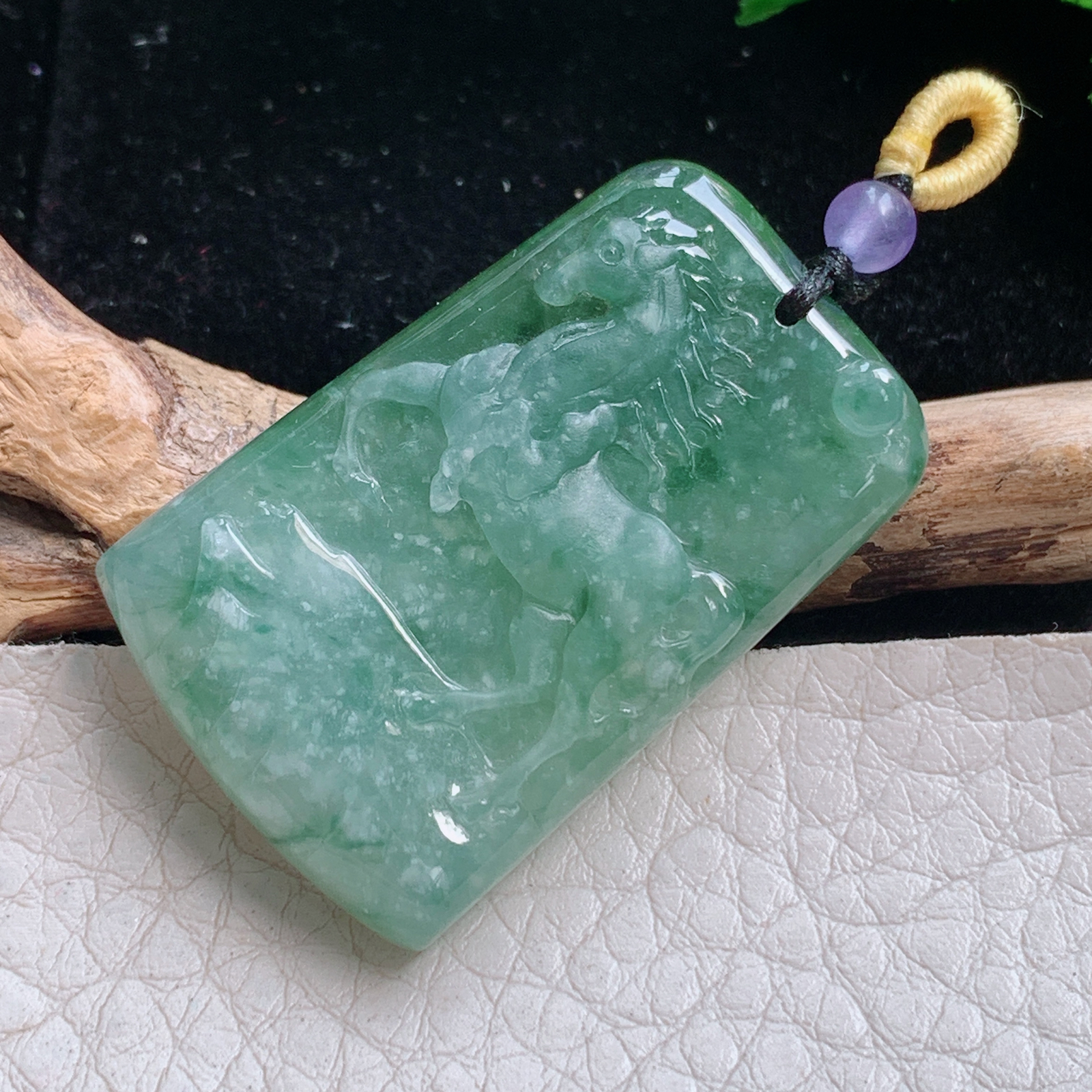 t实拍36.3*23.3*6.5缅甸翡翠A货精雕冰润立体马 生肖马玉吊坠 玉挂件