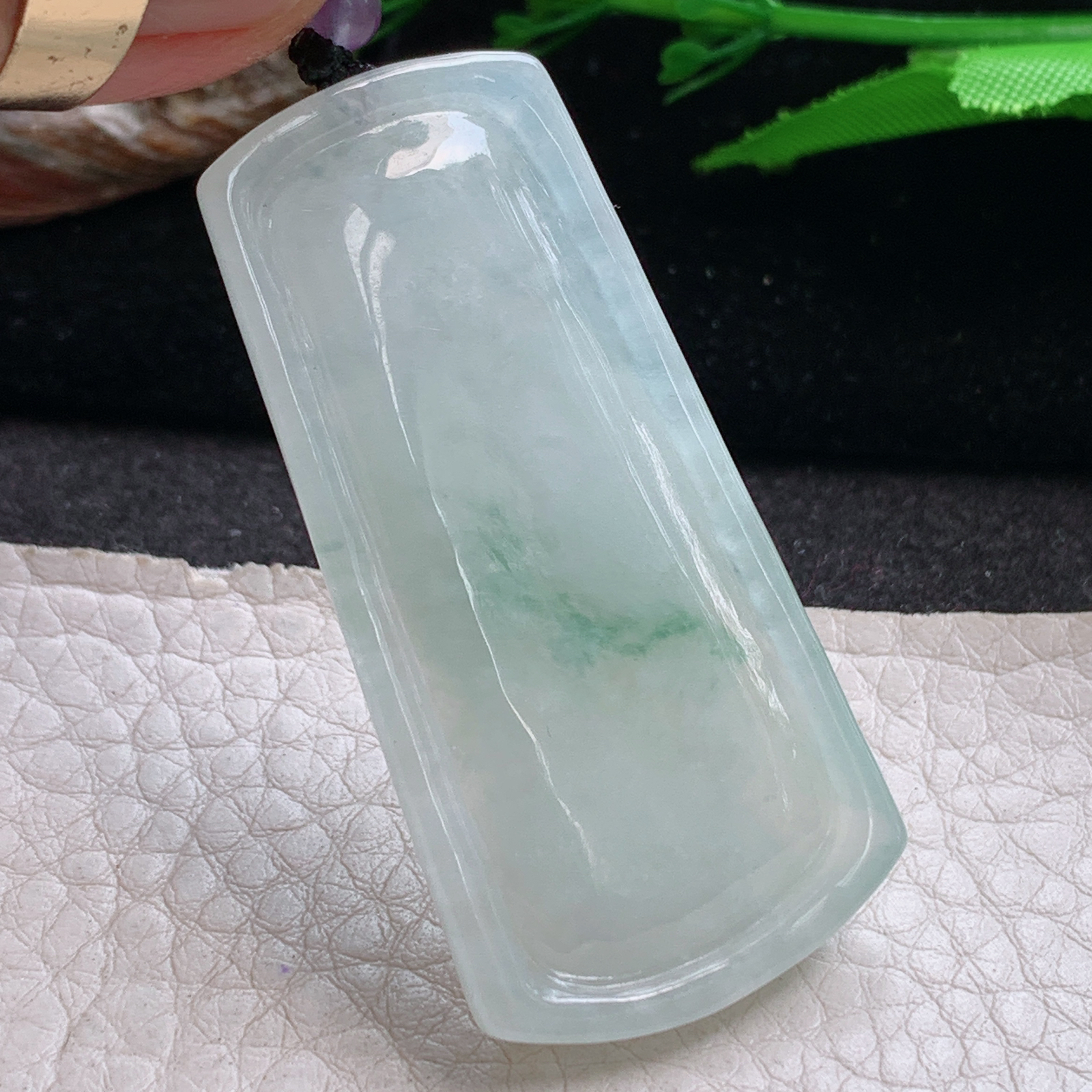 t实拍50*25*7.3缅甸翡翠A货精雕冰飘花立体大日如来佛祖玉吊坠 玉挂件