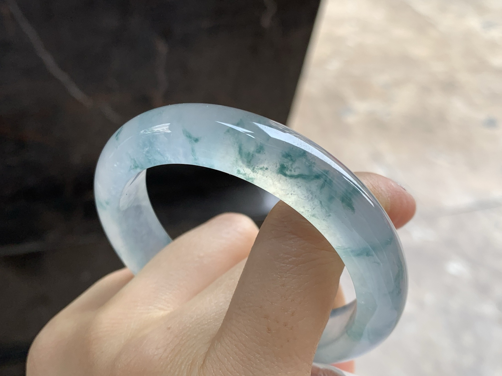 55-12.4-8.6

冰种飘花手镯^_^冰味十足～飘花灵动飘逸