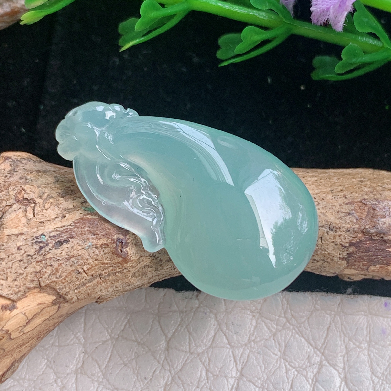 lz实拍27.5*15*6.2天然缅甸翡翠冰晴钱袋 代代有钱玉吊坠 玉挂件