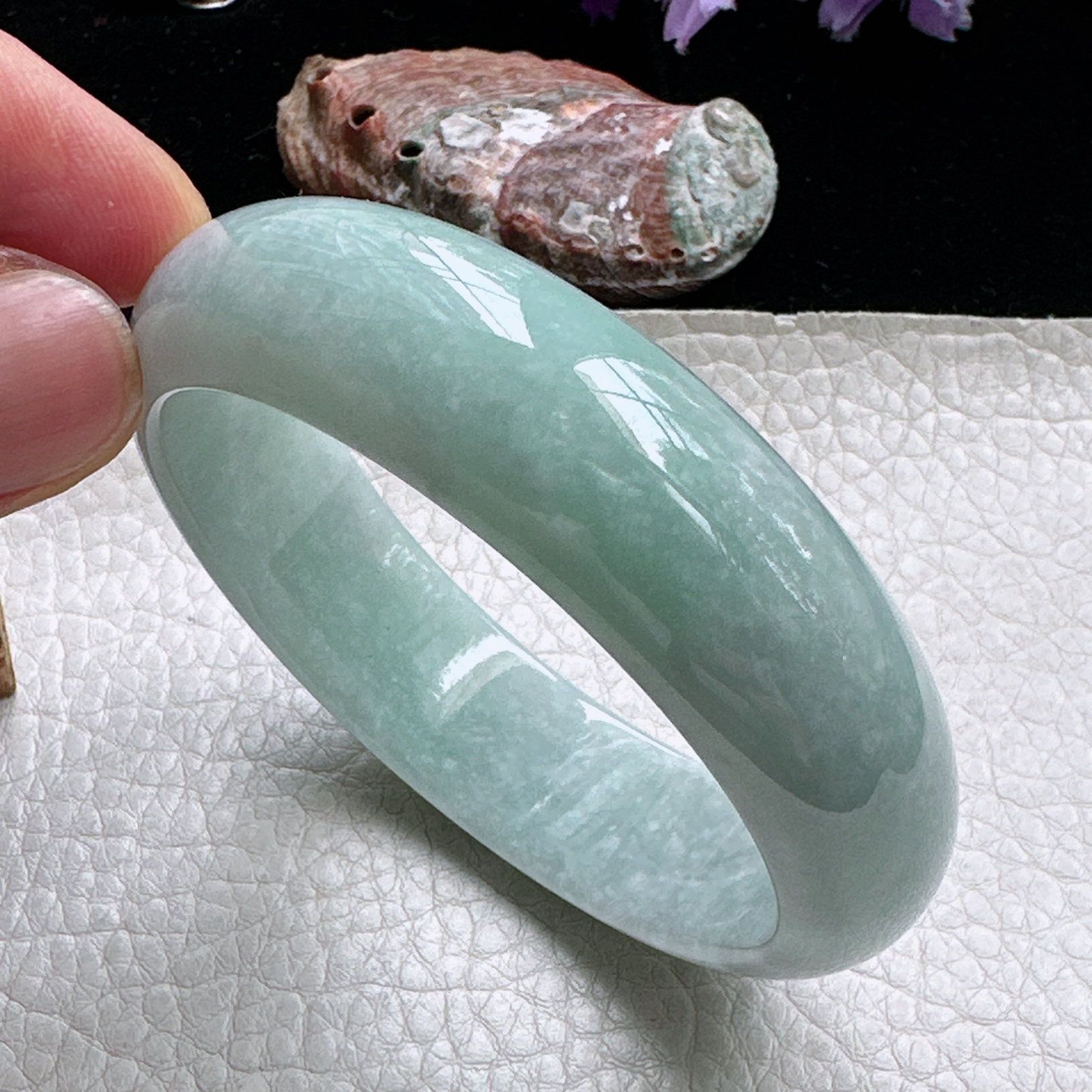 Ll自然光57圈口轮胎镯淡绿宽边厚装镯 正圈平安镯