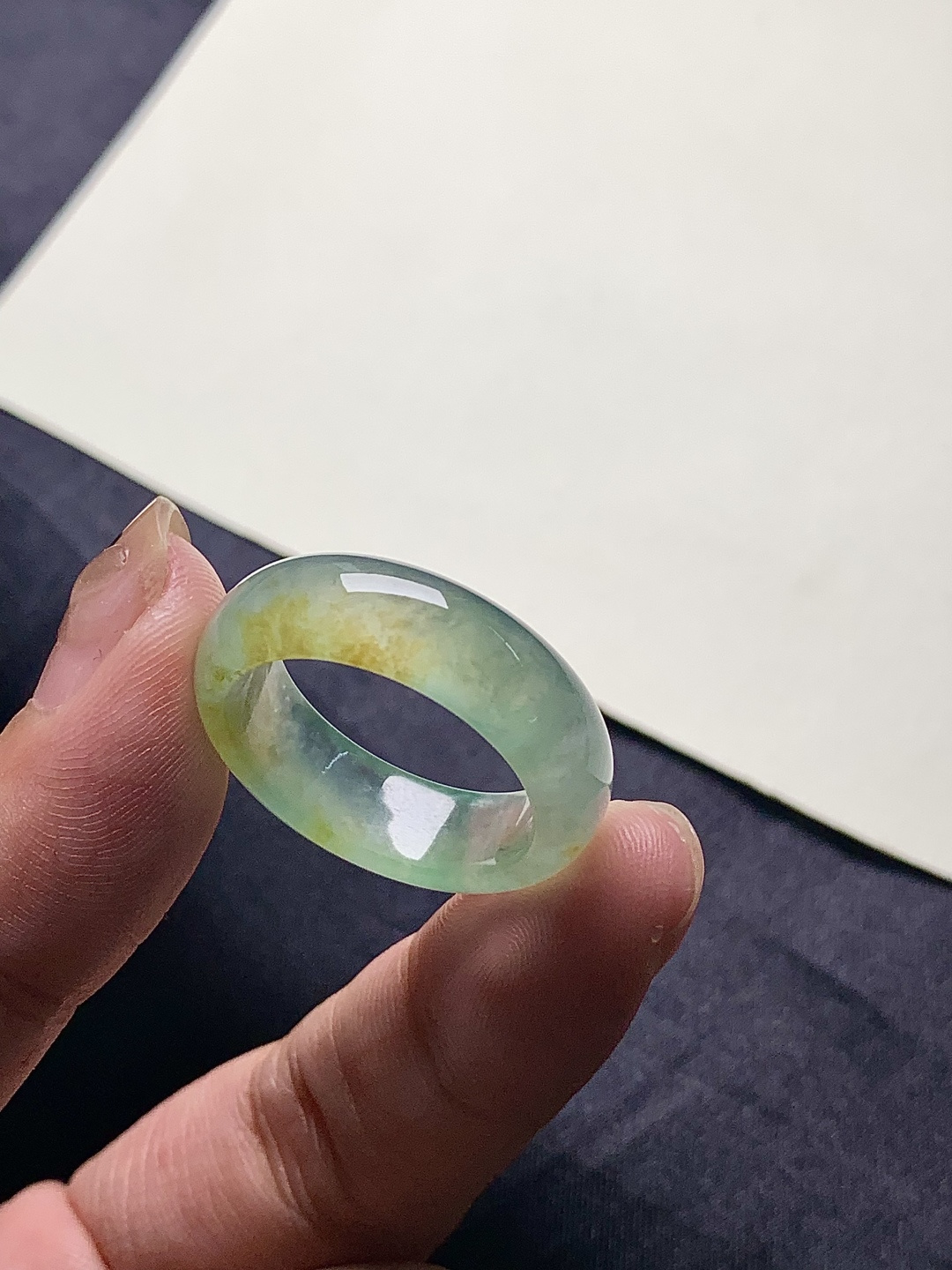 指环，颜色艳丽火辣，韵味十足，尺寸：19.3*7.2*3.6，asd6424