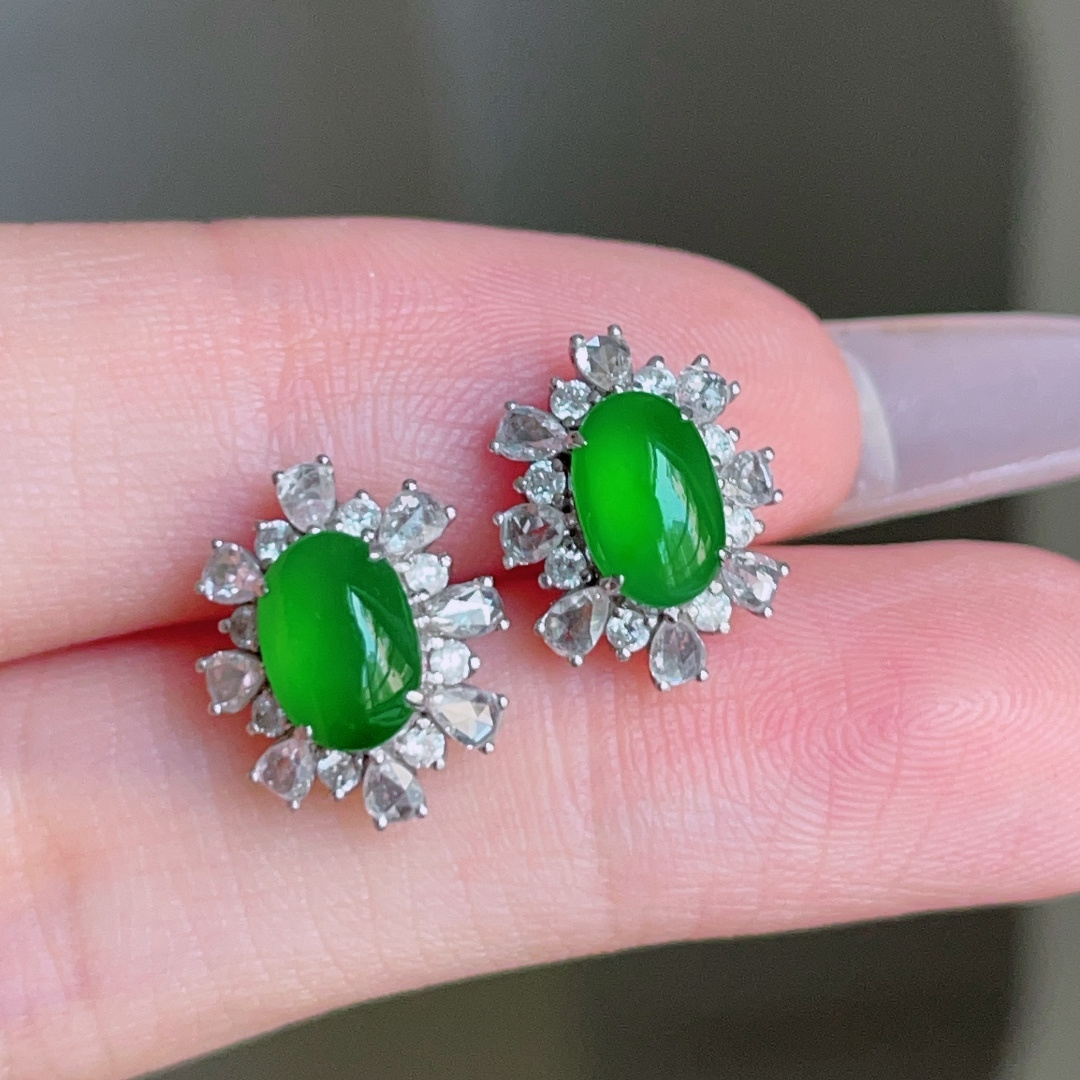 ️ 蛋面耳钉，种老水润，18k金镶嵌，裸石 12.7/4.8