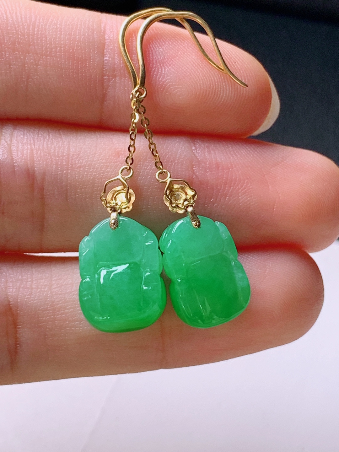️ 冰阳绿貔貅耳坠，无裂色阳饱满，裸石12.6-9.8-7.4