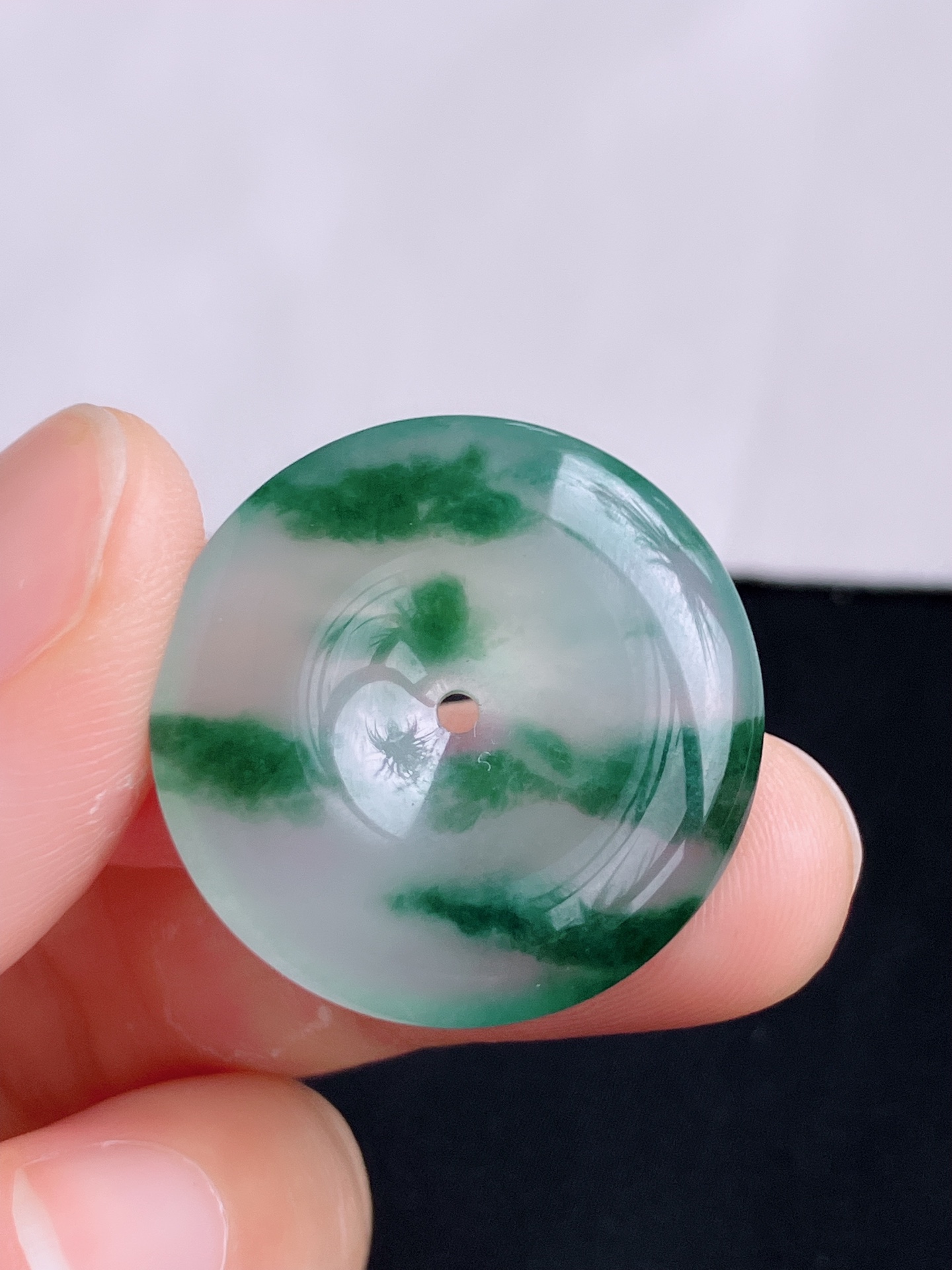 ️冰飘花平安扣，晶莹剔透，花色清爽灵动，尺寸26.5/5，自然光实拍