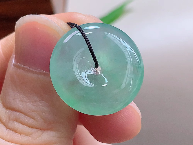 ️ 平安扣，尺寸20.3/5.6mm，包A附证书