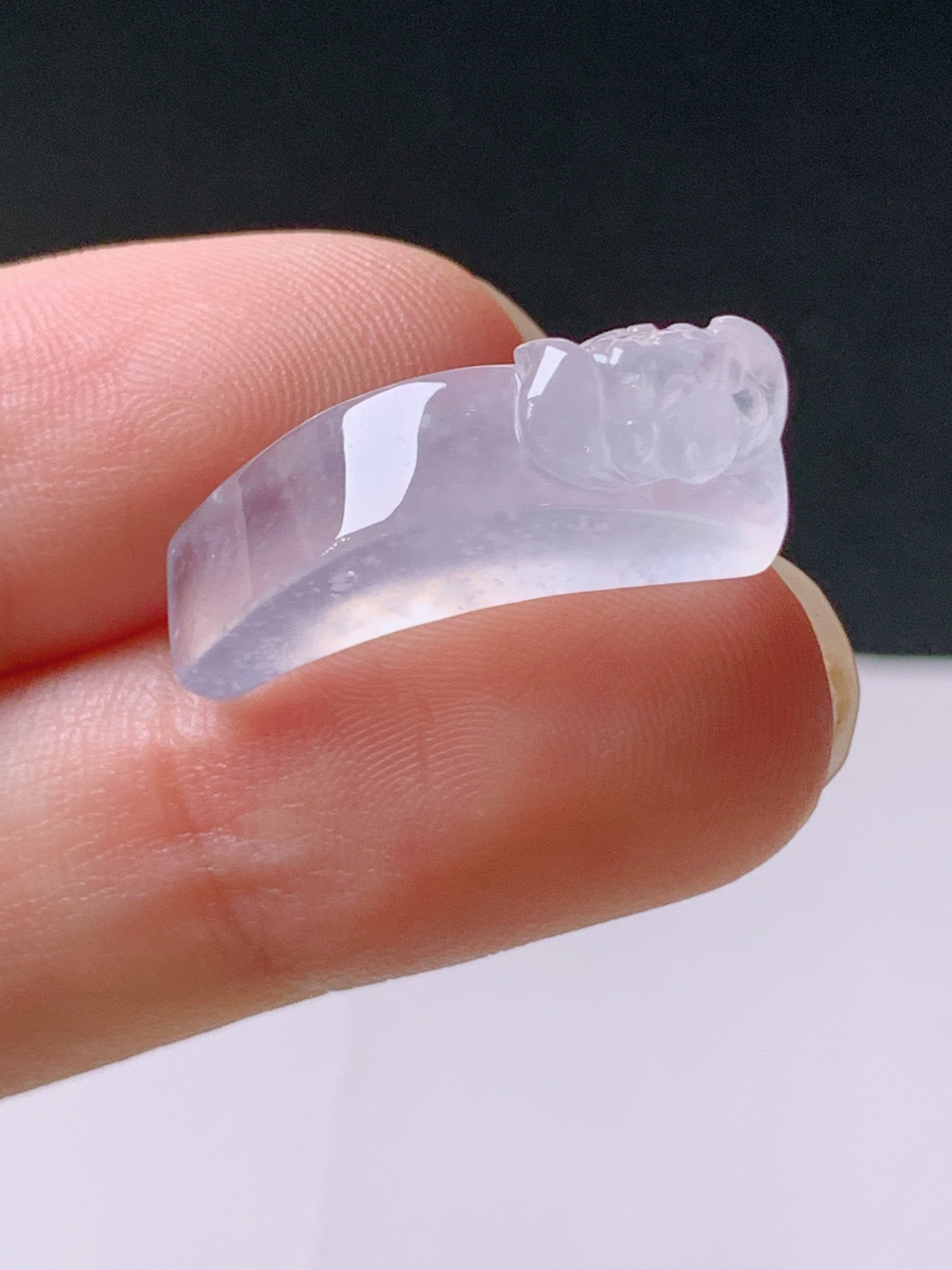 冰种马鞍形手牌，无裂通透水润，裸石23.5/6.2/8.8