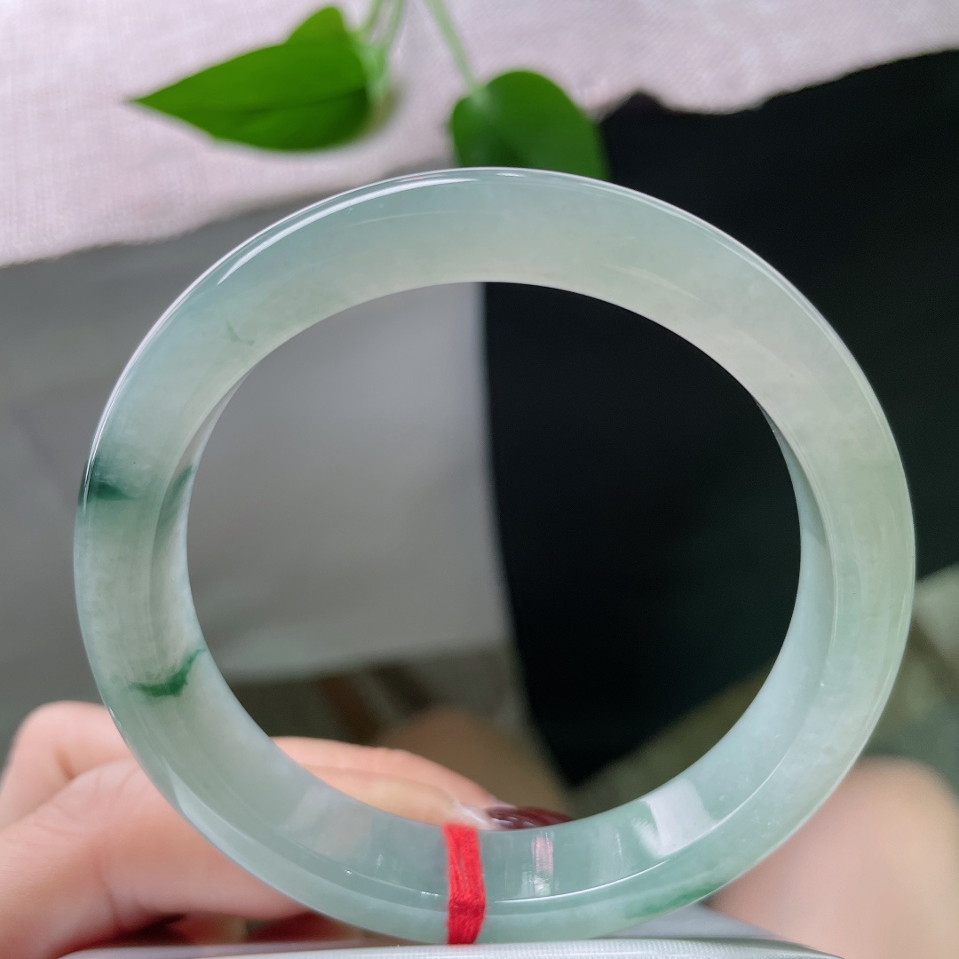 56.8/11.7/7.8飘花正圈，冰润细腻，种老，一抹飘花，如诗如画，无裂，ss50464a