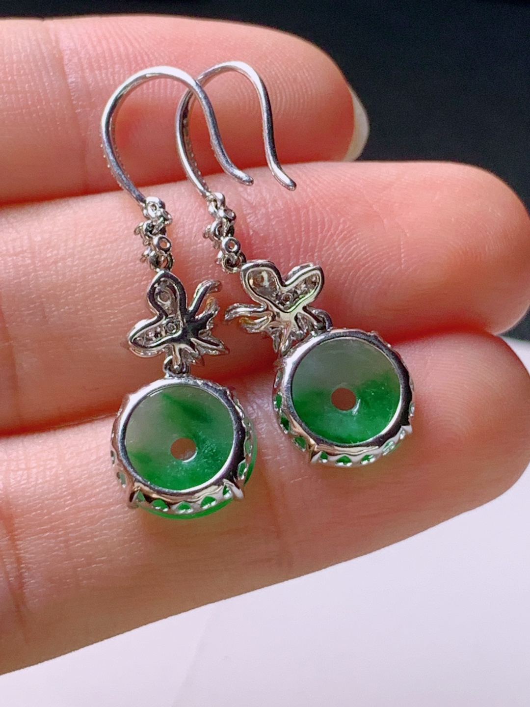 ️ 冰种绿甜甜圈耳坠，无裂色好，飘绿灵动，裸石9.6/1.7