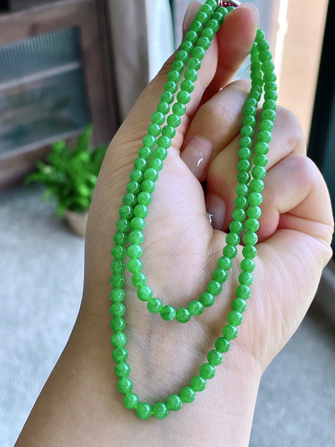 冰阳绿珠链圆珠珠子珠链，缅料 性比高，尺寸4.3mm，29cm，重量22克