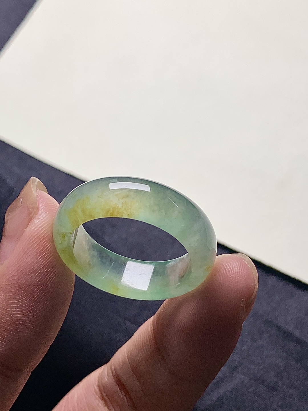 指环，颜色艳丽火辣，韵味十足，尺寸：19.3*7.2*3.6，asd6424