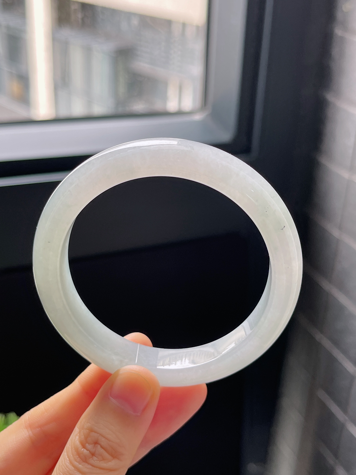 正圈55.2圈口，翡翠冰糯种淡绿色手镯