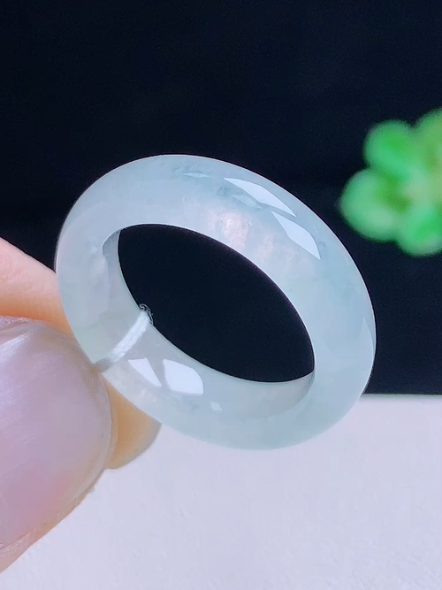 指环，无裂，尺寸16.5/5.5/3.3，编号20ut  25
