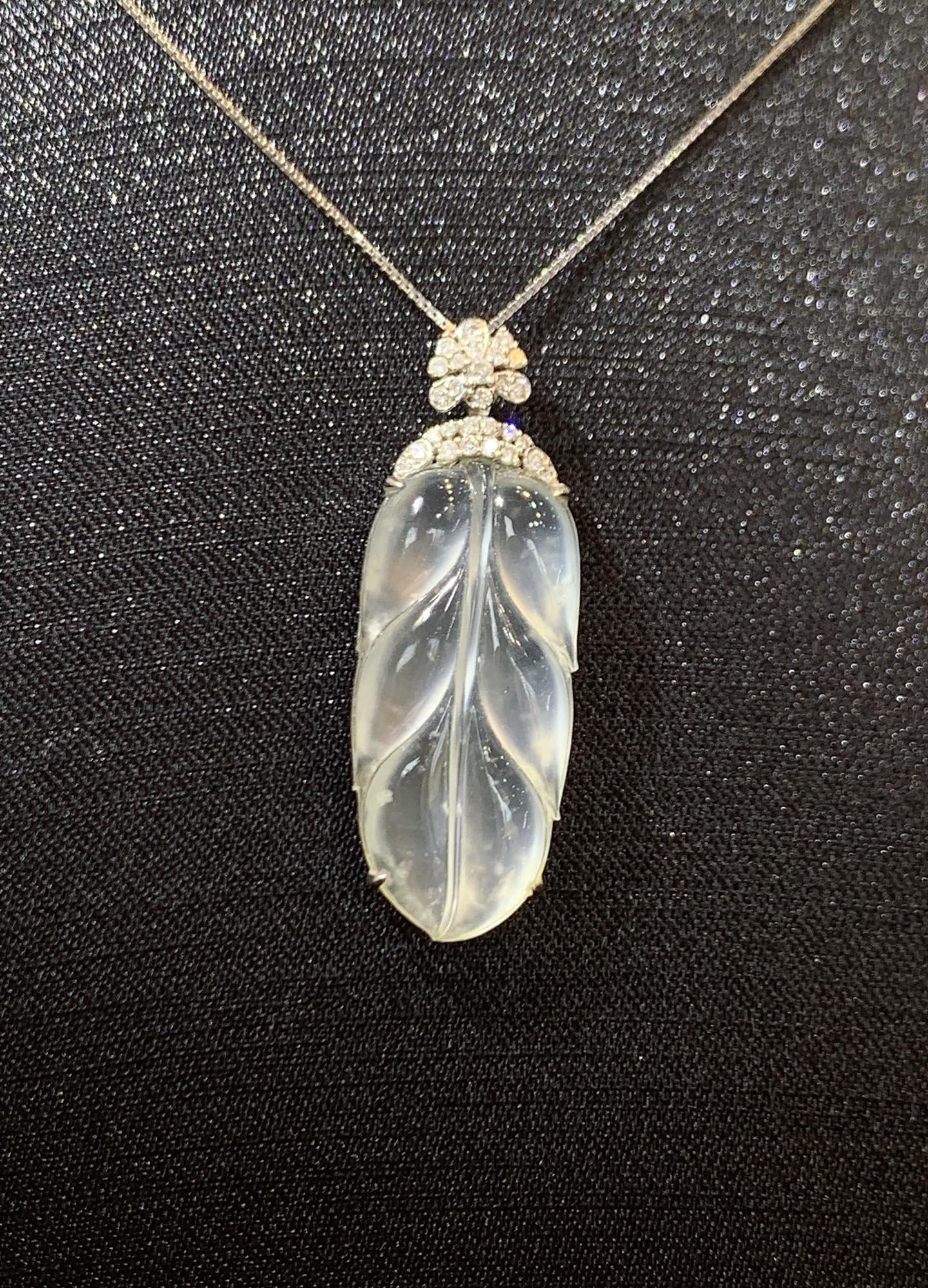 玻璃种叶子38.7/13.8/6.5（平），裸石29.3/13.8/3.2，18k金