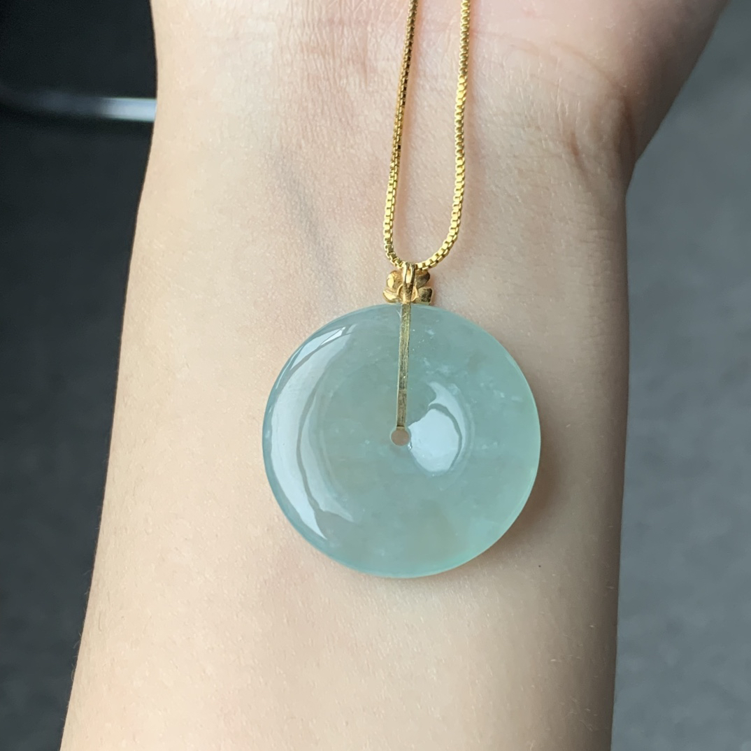 冰晴平安扣 色泽细腻 冰胶底子 尺寸26.6-4