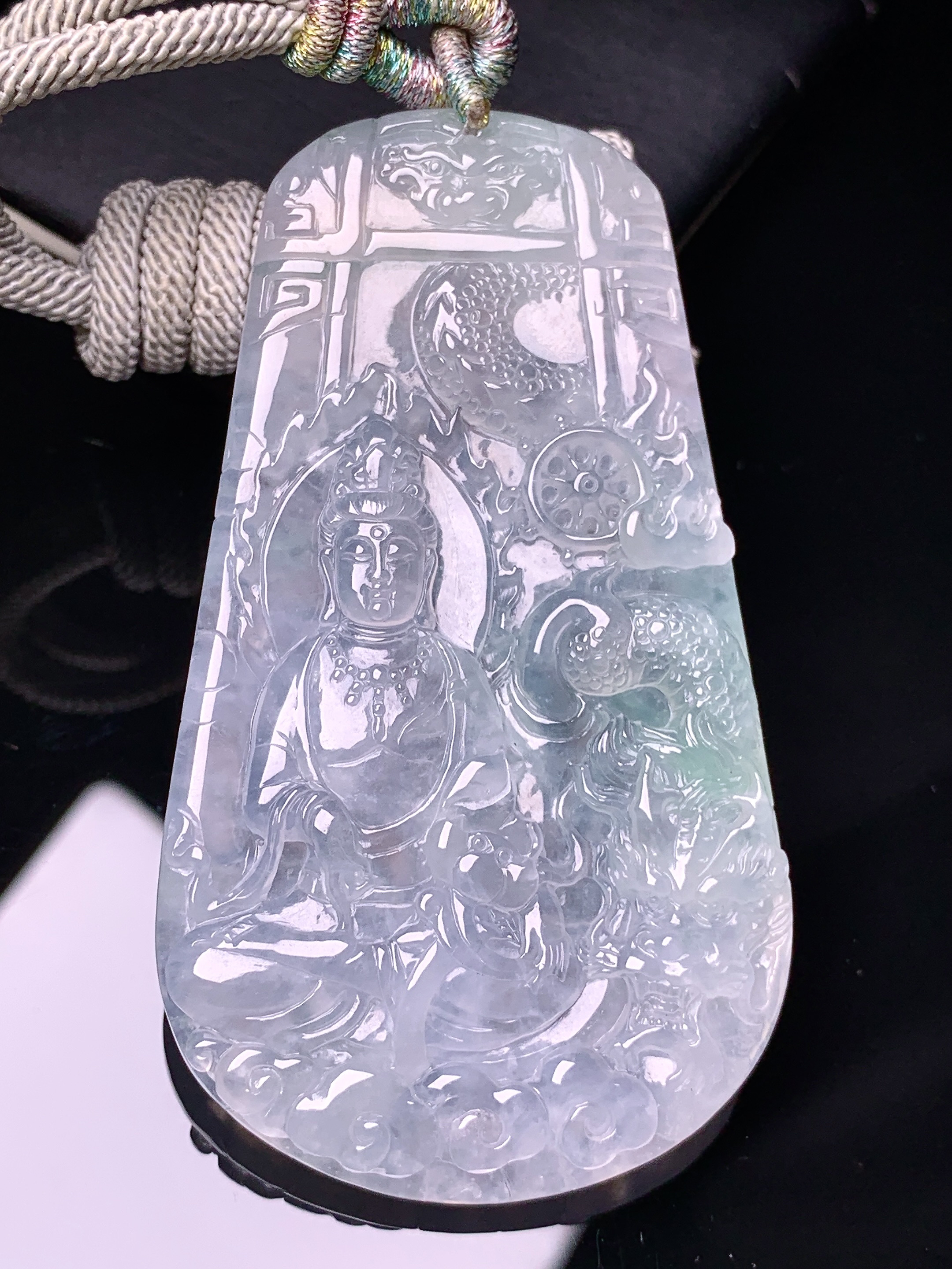 冰种乘龙观音菩萨吊坠 玉质细腻 色泽艳丽清新 水润亮眼 整体尺寸66.5*37*5.6a5