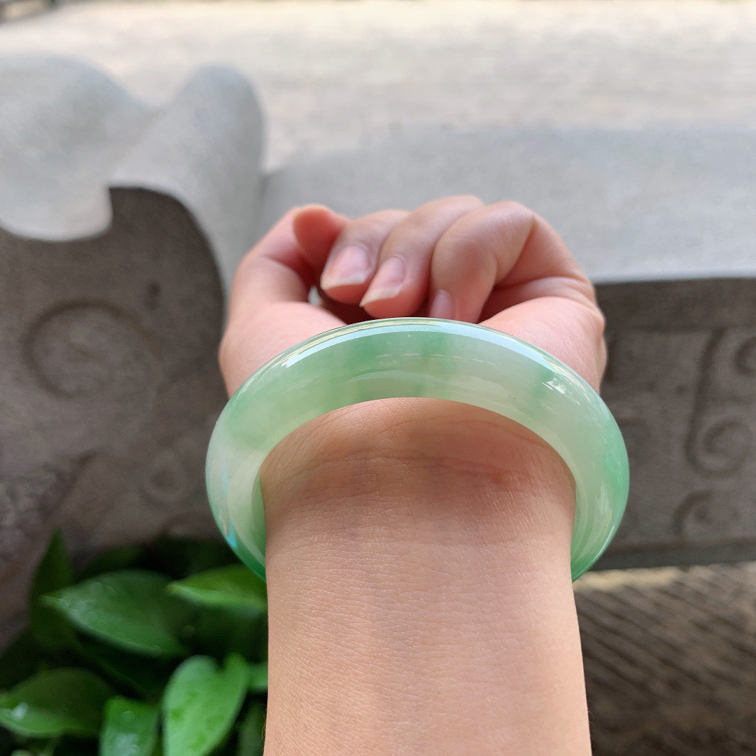 小圈口52.8-12.6-8.5 【芙蓉阳绿正圈手镯】正圈52 53可戴