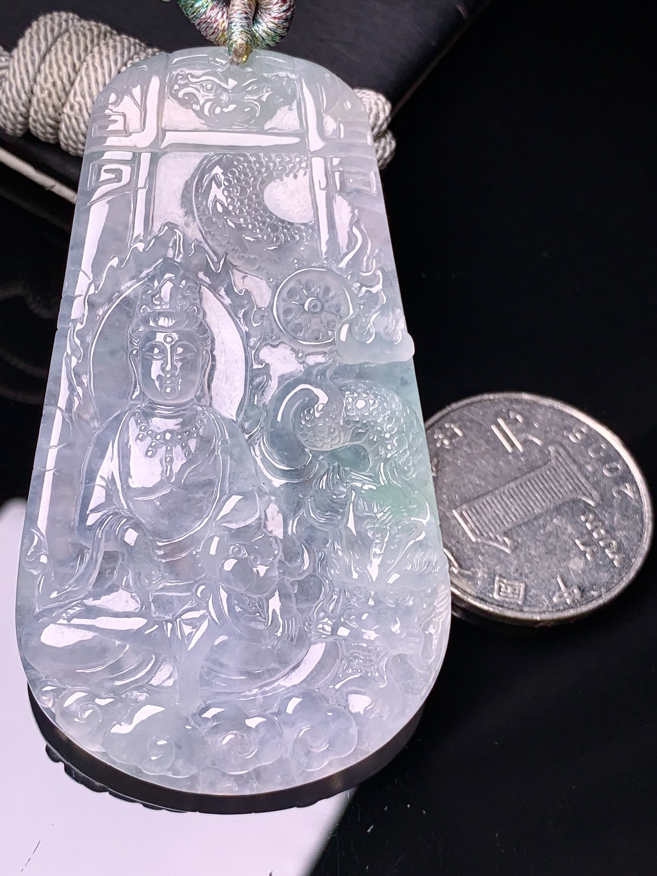 冰种乘龙观音菩萨吊坠 玉质细腻 色泽艳丽清新 水润亮眼 整体尺寸66.5*37*5.6a5