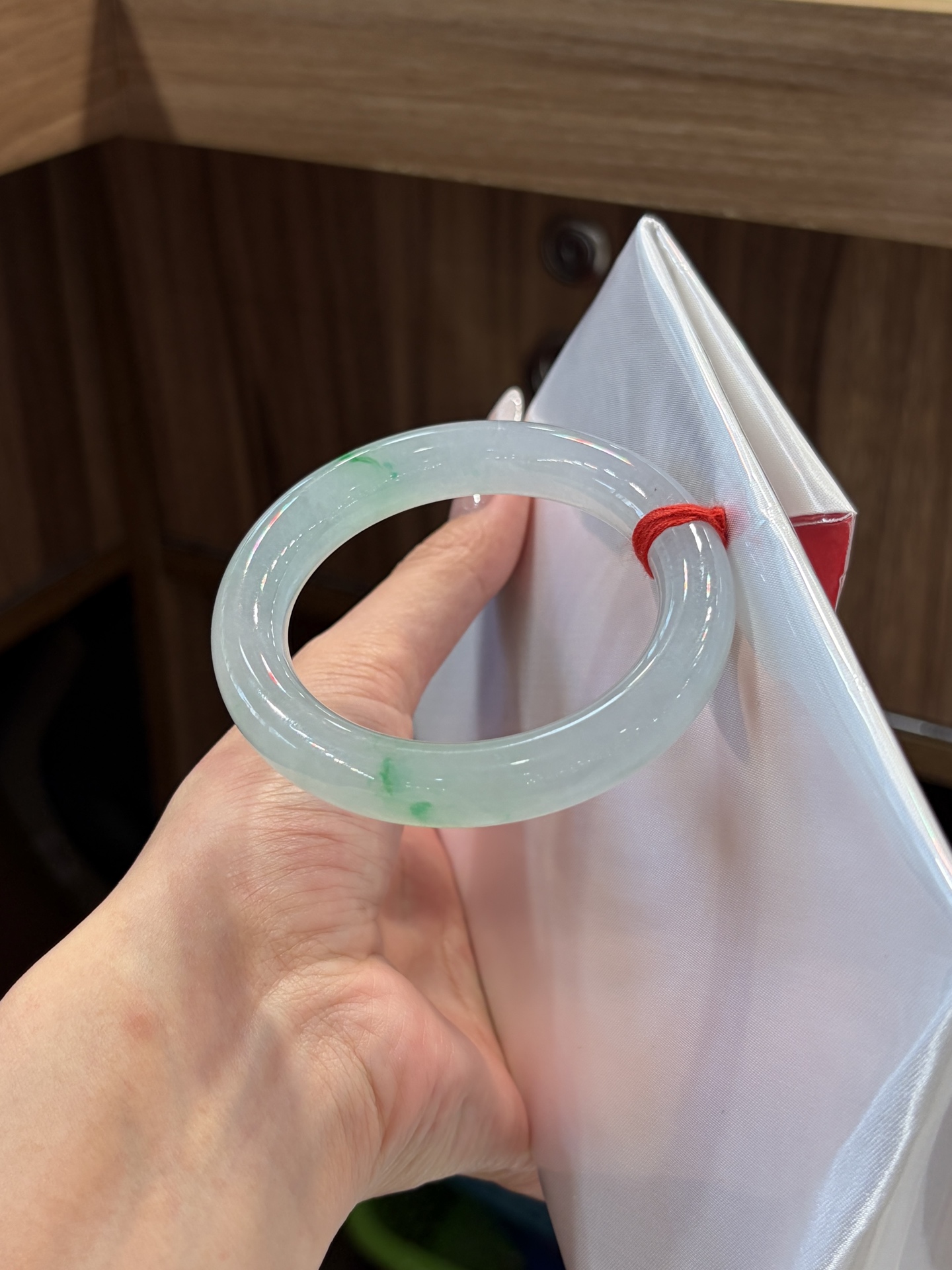 小圈口冰种白底青圆条成品，HYC-210，⭕️53-11.2-10.7