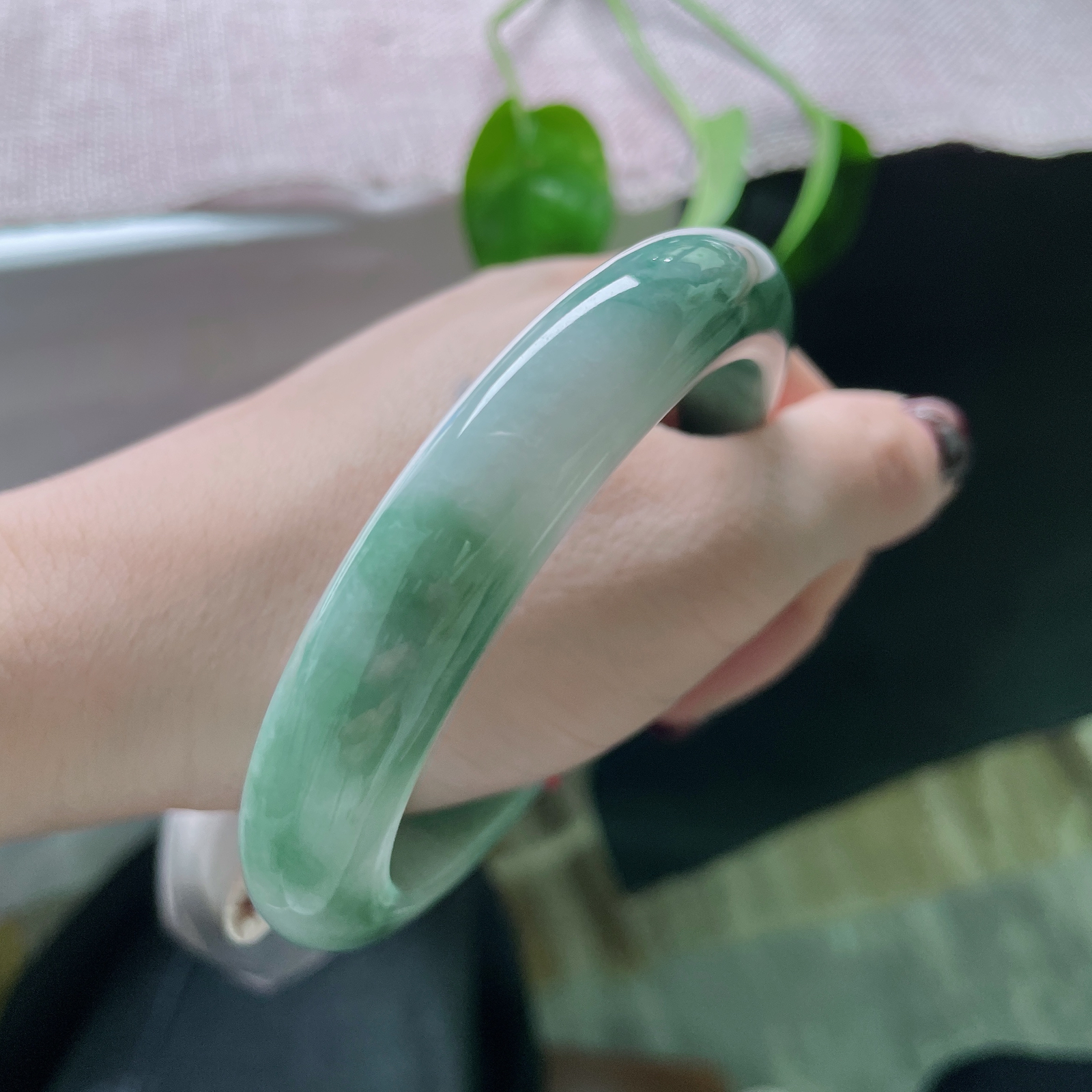 61.4/12.2/9.1，飘花正圈，大圈口，端庄大气，佩戴沉稳ss50780a