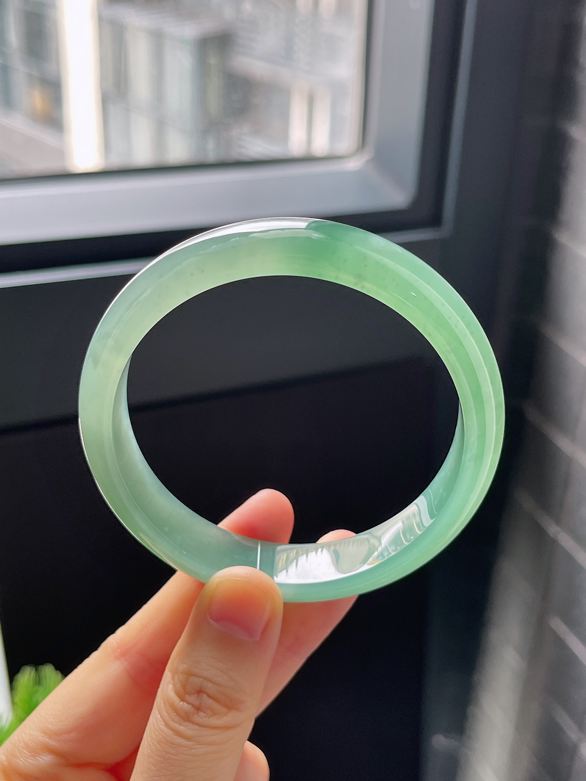 正圈59.3圈口，翡翠冰糯种绿色手镯