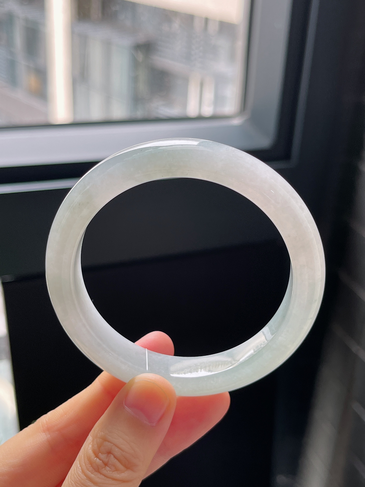 正圈55.2圈口，翡翠冰糯种淡绿色手镯