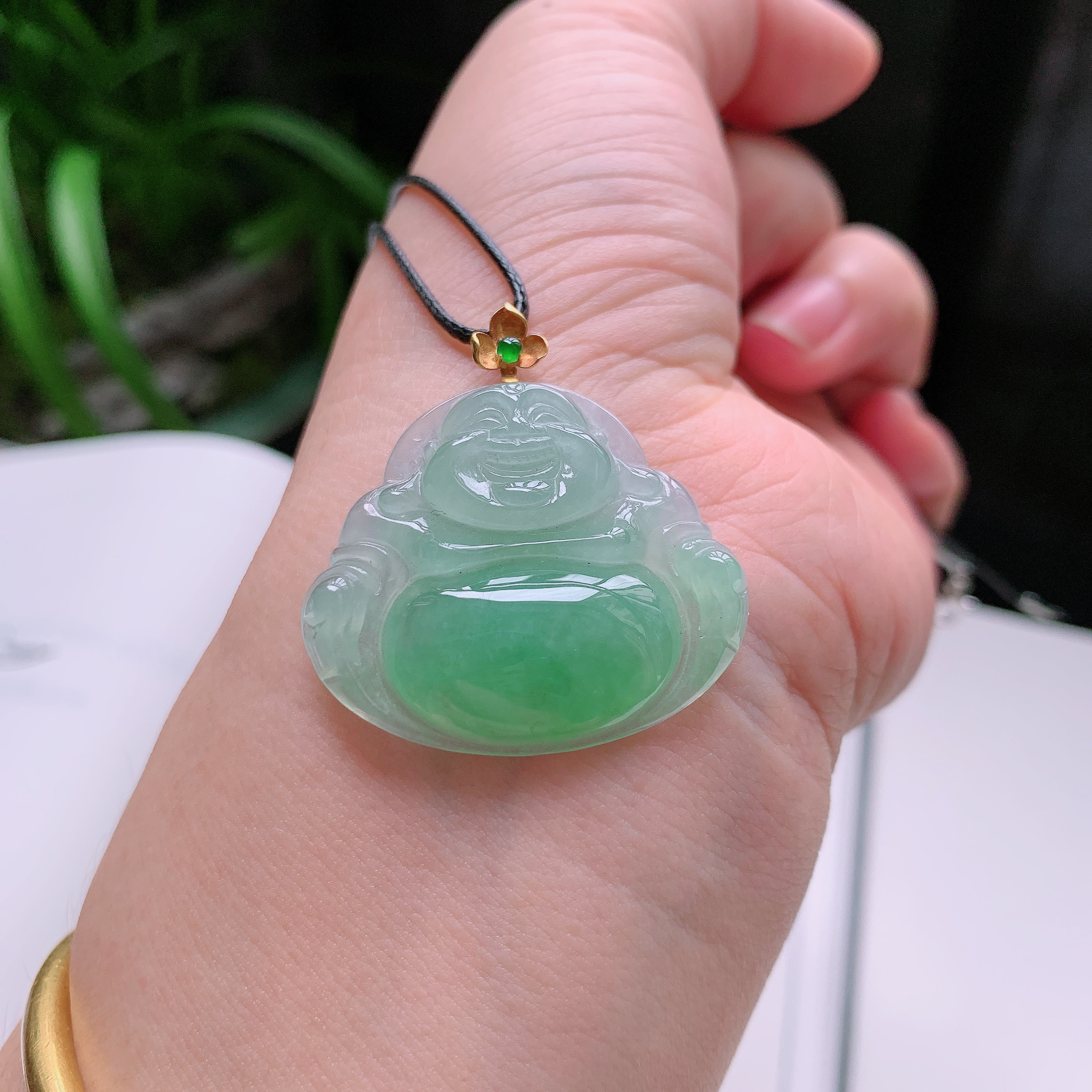 18K镶嵌天然翡翠缅甸A货冰润飘绿大肚佛公吊坠 9.71克