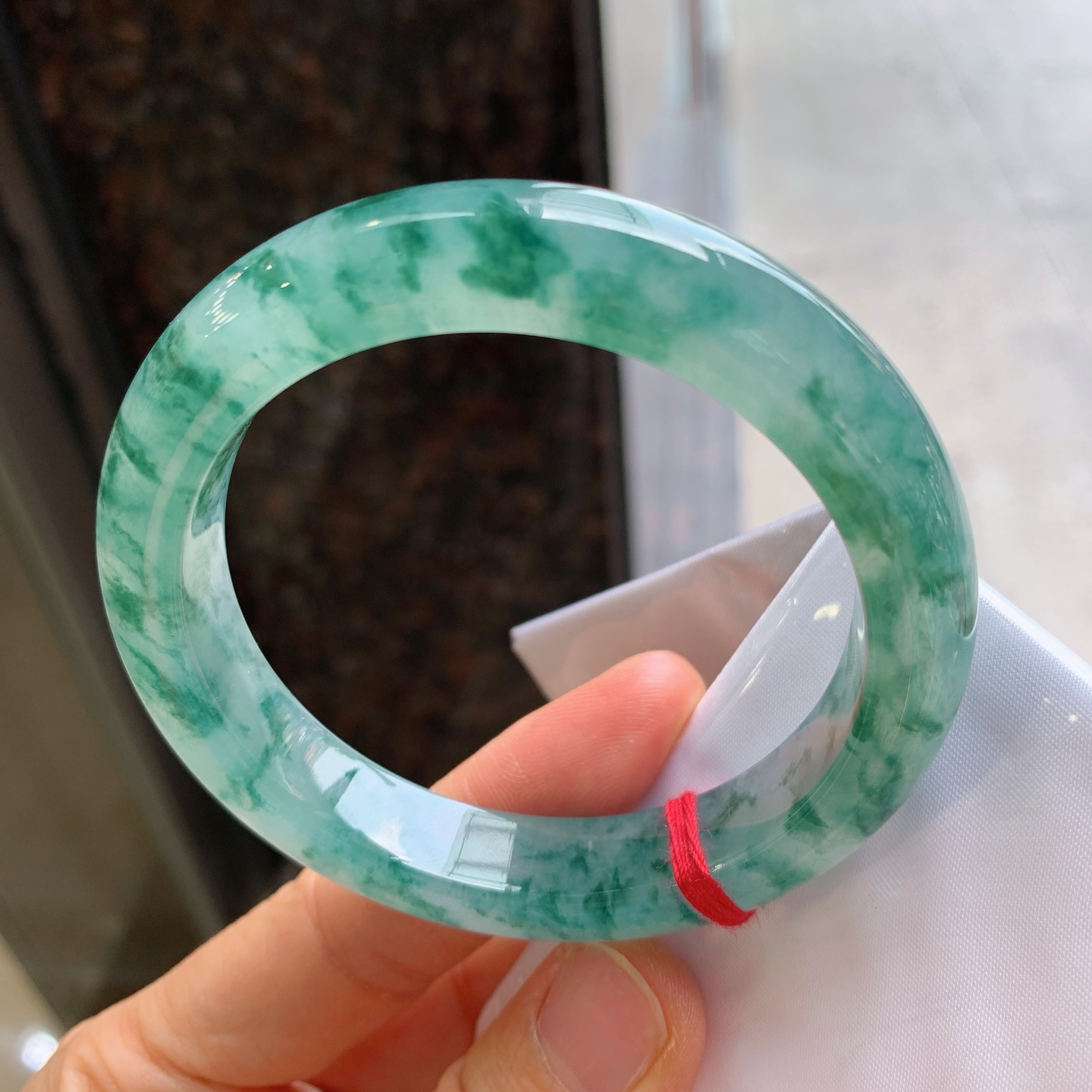 正圈冰飘花 无裂 尺寸：57.2/11.8/9.2 冰润