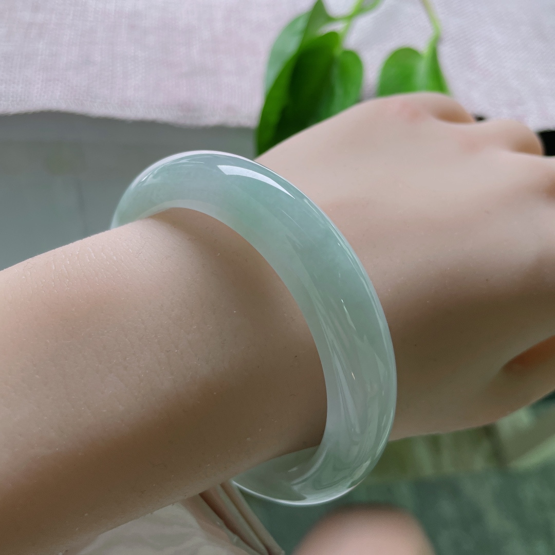 54.2/12.3/8.4绿底正圈，水头好，细润，清新自然，文艺范儿，皮纹，ss50882a