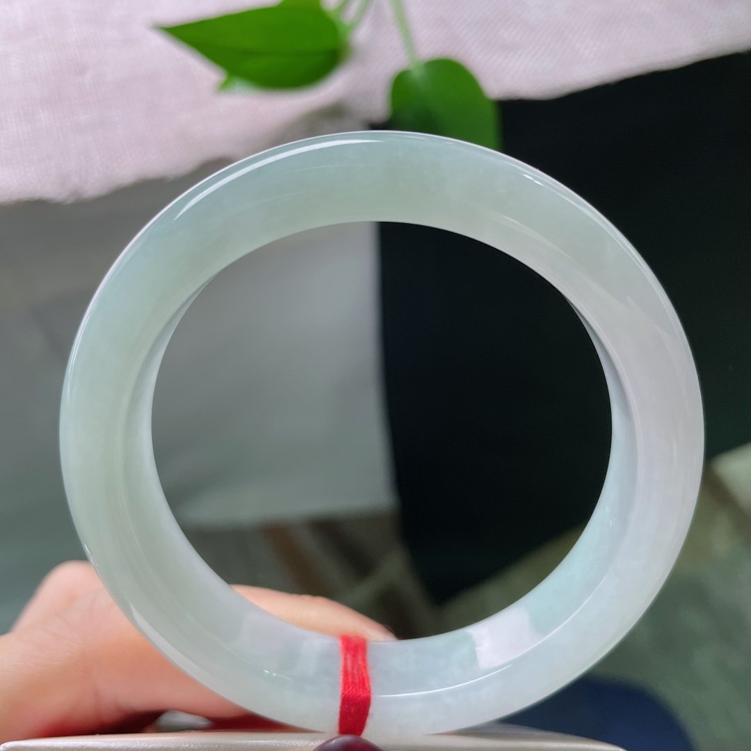 55.7/12.4/8.5，淡绿底正圈，清雅，种老，淡写时光，静守清欢。无裂，ss51722a