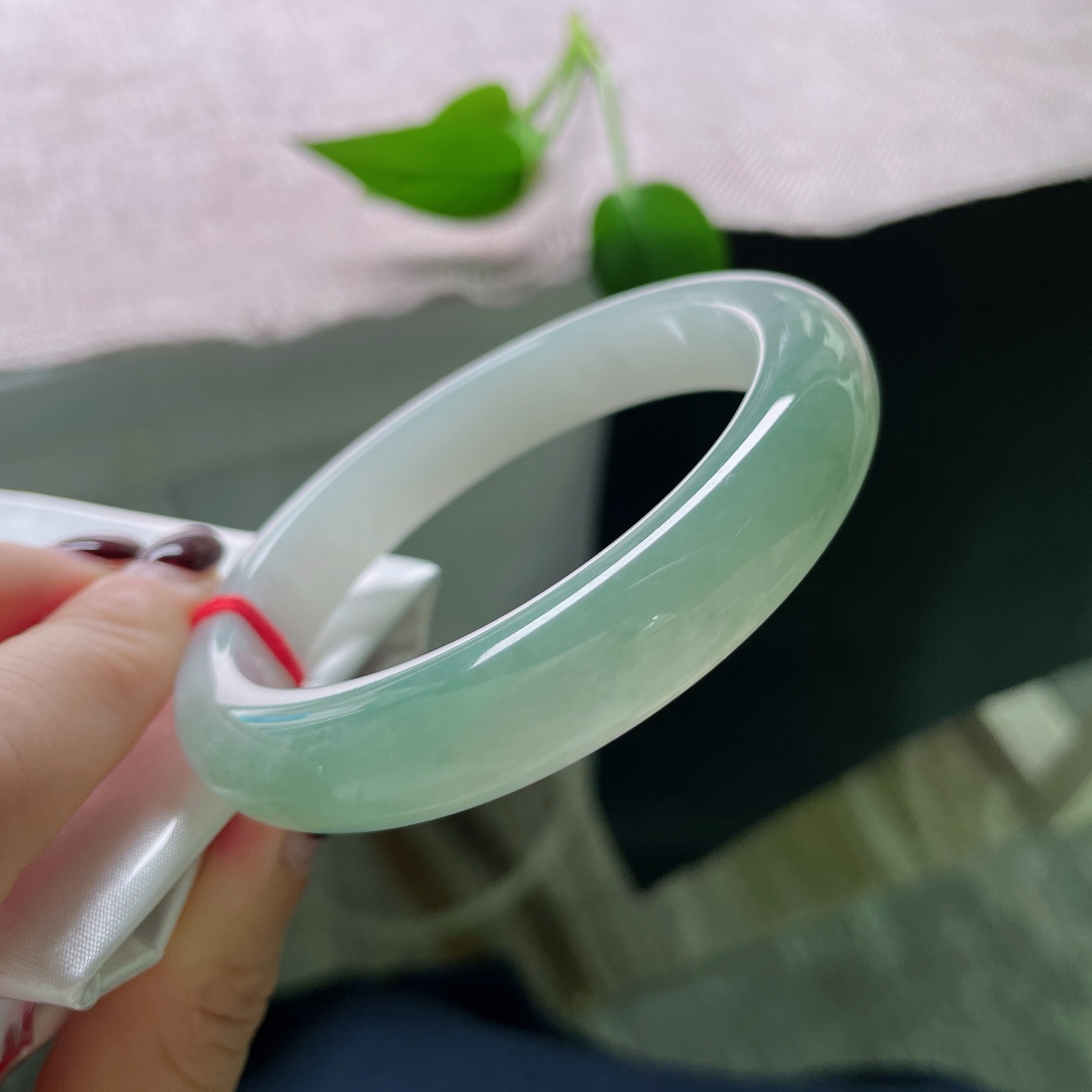 60/12.4/9.1油青正圈，冰润细腻，半山水有相逢，贵气，皮纹，ss52220a