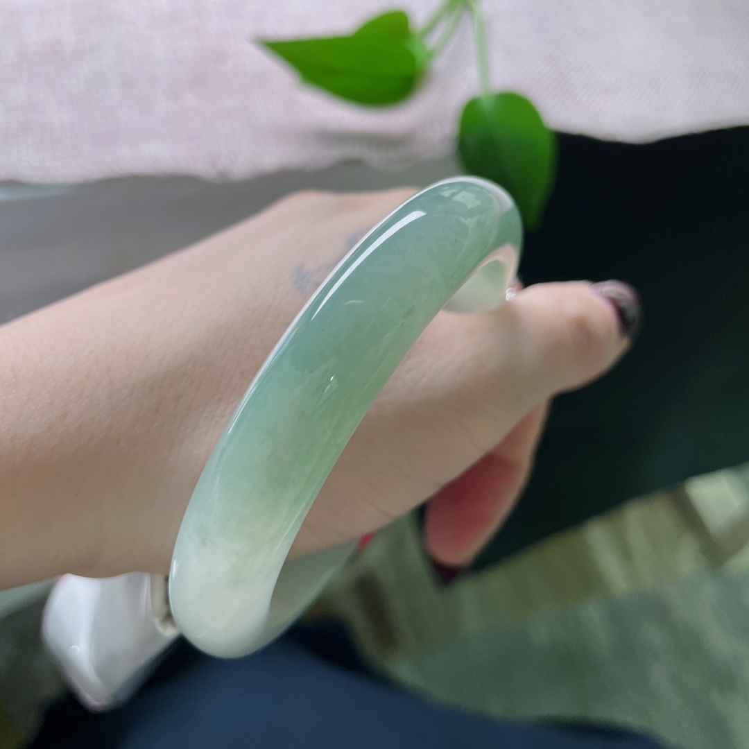 60/12.4/9.1油青正圈，冰润细腻，半山水有相逢，贵气，皮纹，ss52220a