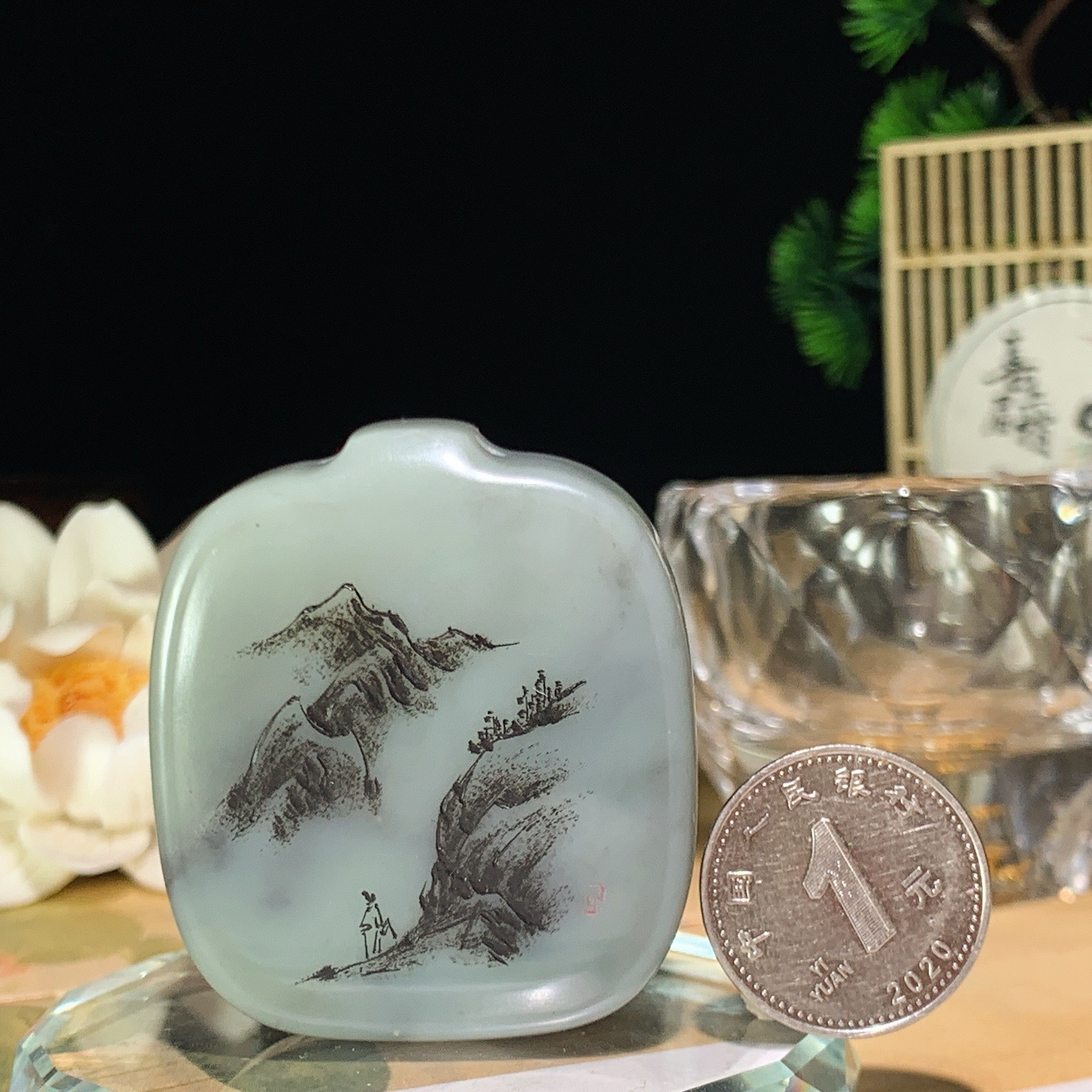 新疆和田玉山水怡情挂件 尺寸47/42/14重66.5克，玉质细腻油润 底色纯净 脂粉好，品质好！lt260425