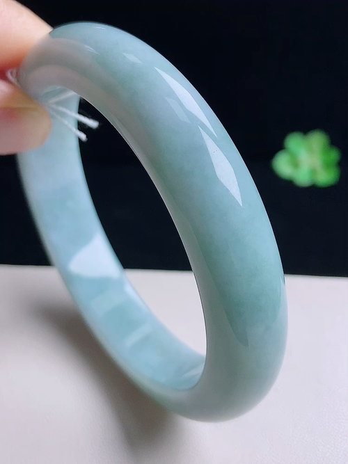 手镯，无裂，尺寸55.3/12.3/8.5，编号va  25