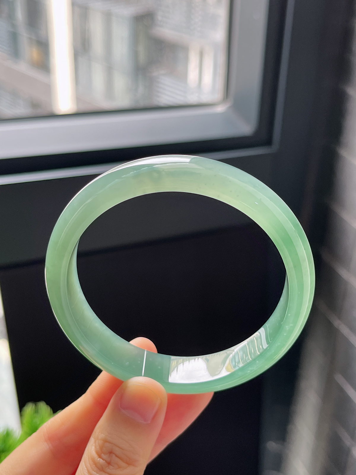 正圈59.3圈口，翡翠冰糯种绿色手镯