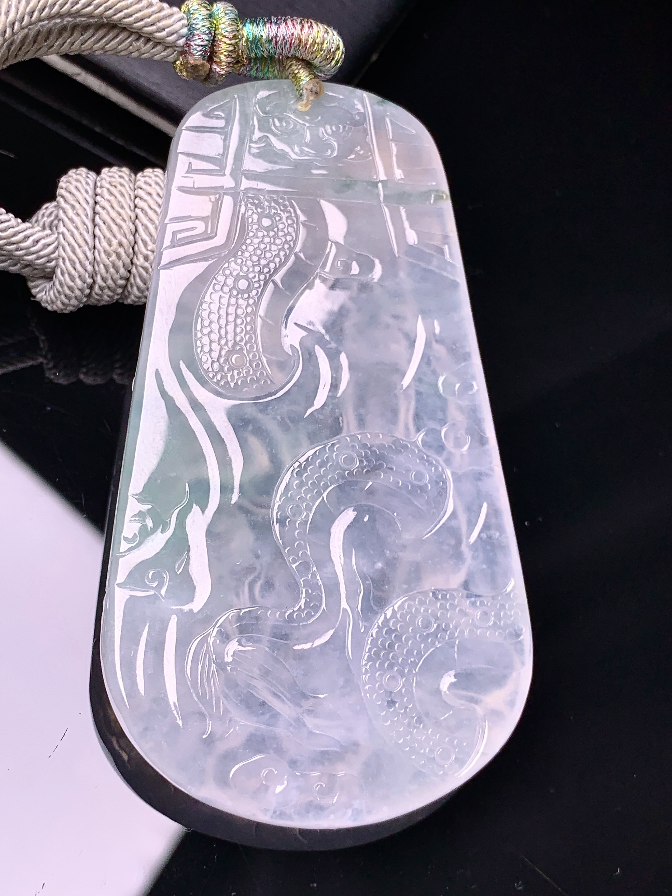 冰种乘龙观音菩萨吊坠 玉质细腻 色泽艳丽清新 水润亮眼 整体尺寸66.5*37*5.6a5