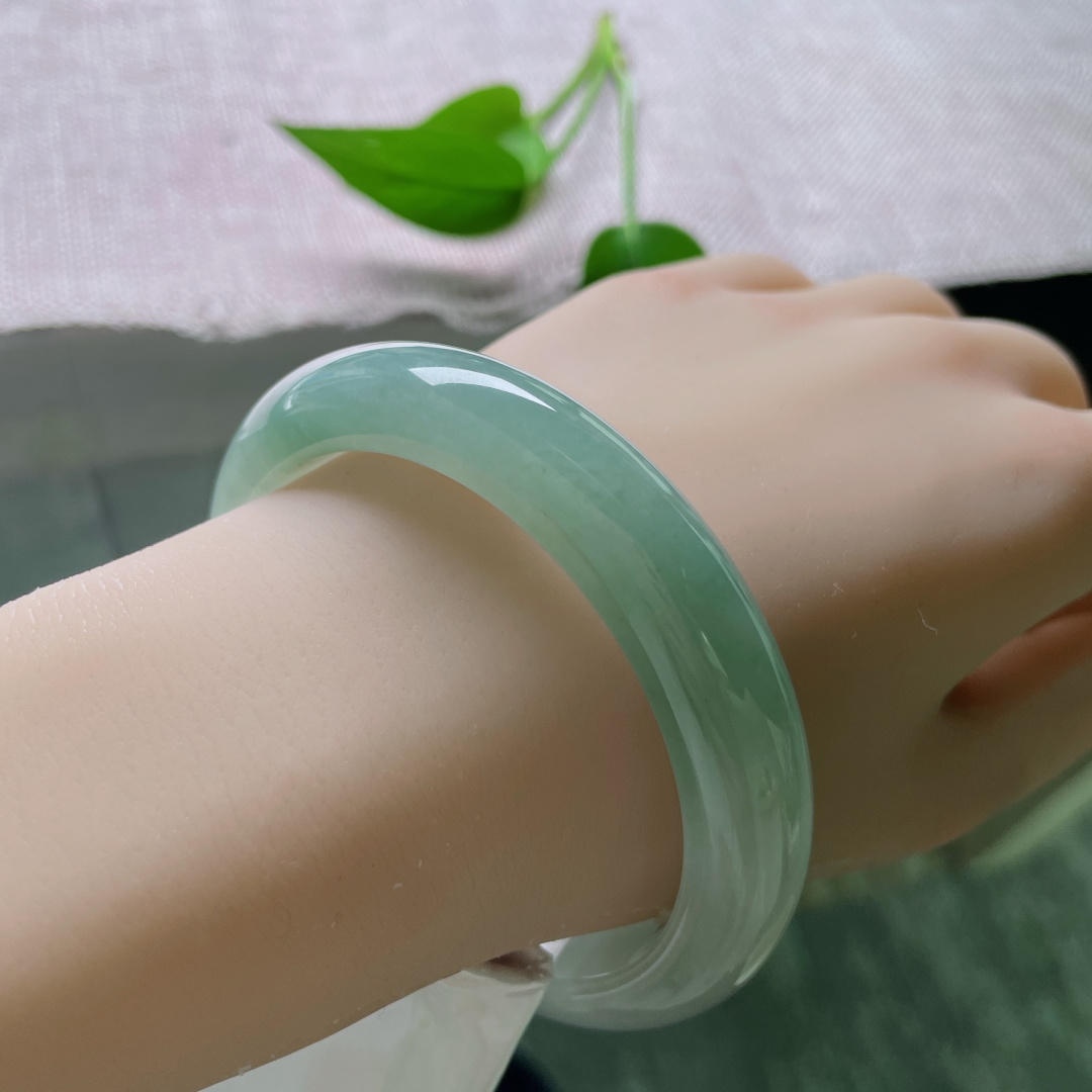 60/12.4/9.1油青正圈，冰润细腻，半山水有相逢，贵气，皮纹，ss52220a