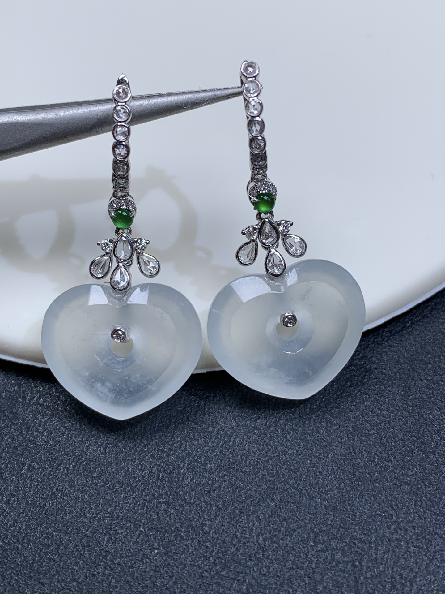 18k金镶嵌冰种起光爱心耳坠34.8/17.2/4.2，裸石14.8/17.2/4.2