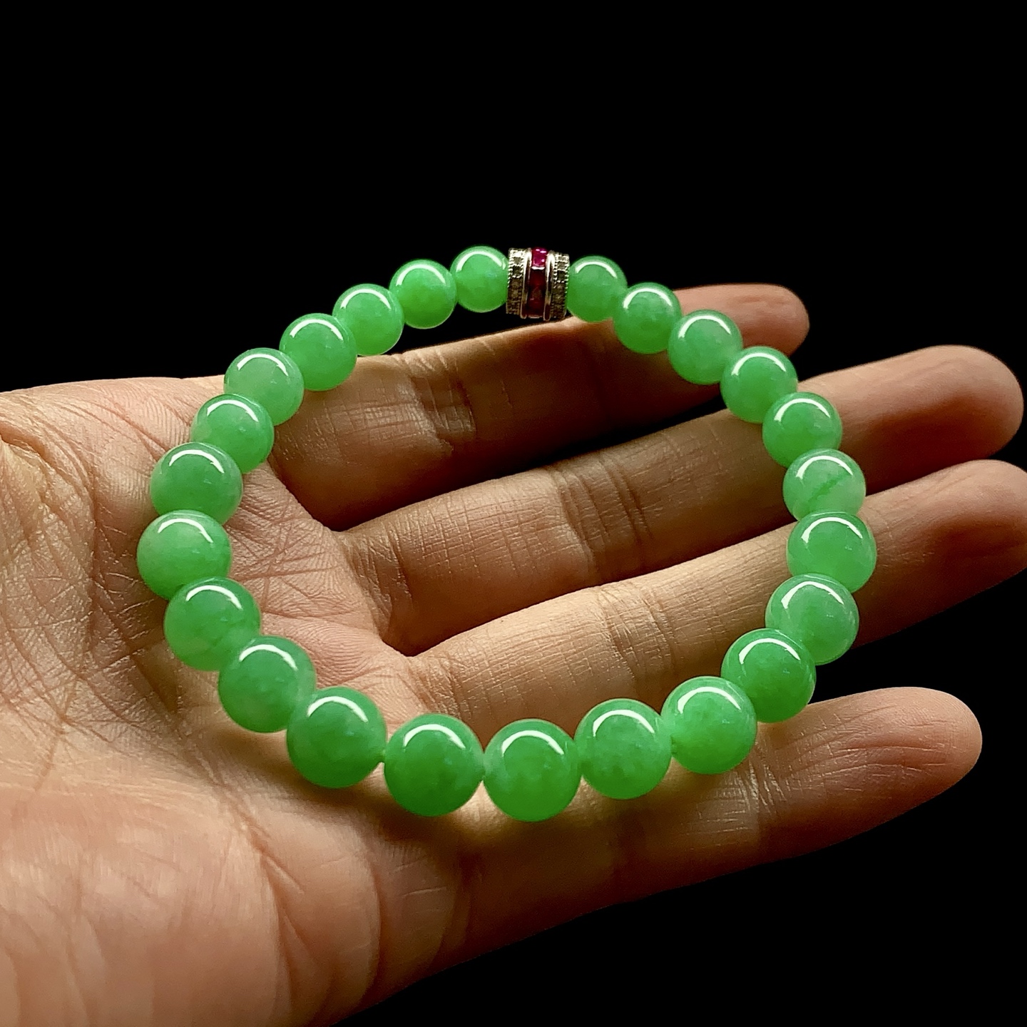 ️ 冰绿珠串，颜色鲜阳，尺寸8.5/7.2共24颗