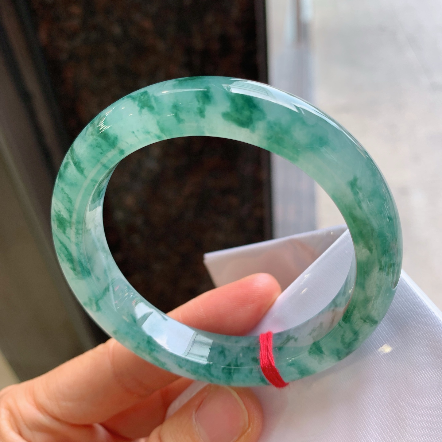 正圈冰飘花 无裂 尺寸：57.2/11.8/9.2 冰润