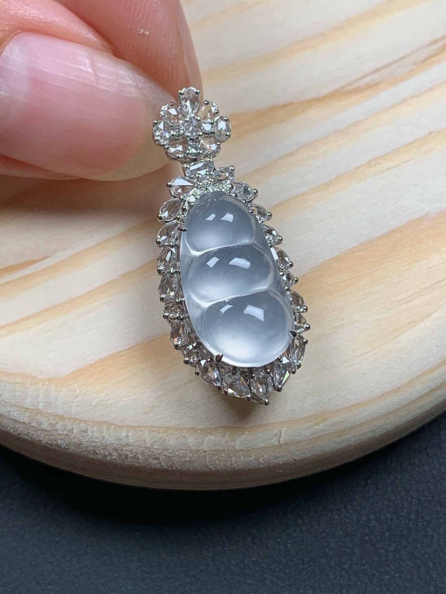 ️18k金钻镶嵌冰种玻璃福瓜吊坠32.5/14/12.5，裸石17.3/9.5/5.4