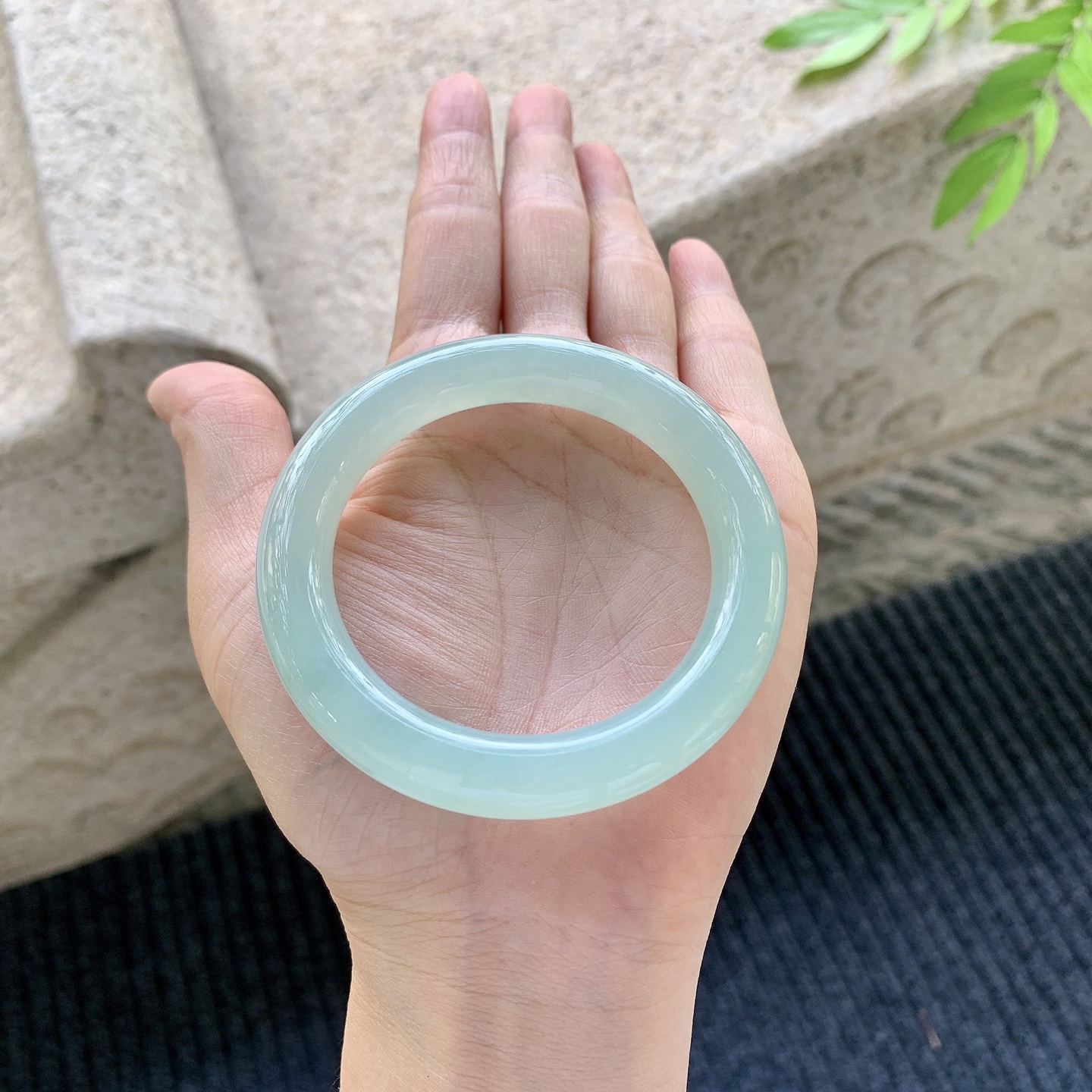 圆条51 52，圈口52/10.1/10.1，编码G7080259，糯冰晴绿，水润，细腻，种老，无裂