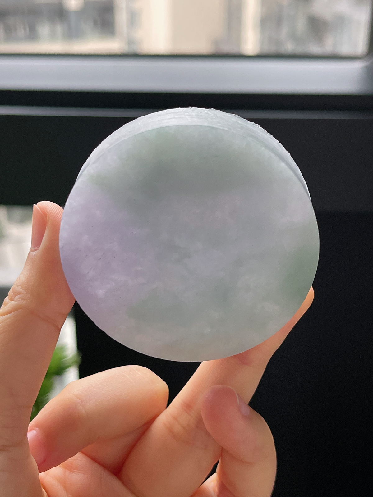 翡翠糯化春彩镯心