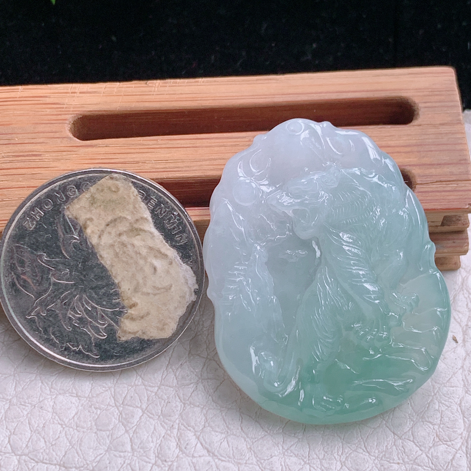 Ktj实拍36.6*28.5*5.2天然缅甸翡翠生肖老虎吊坠 生肖守护神上山虎玉坠